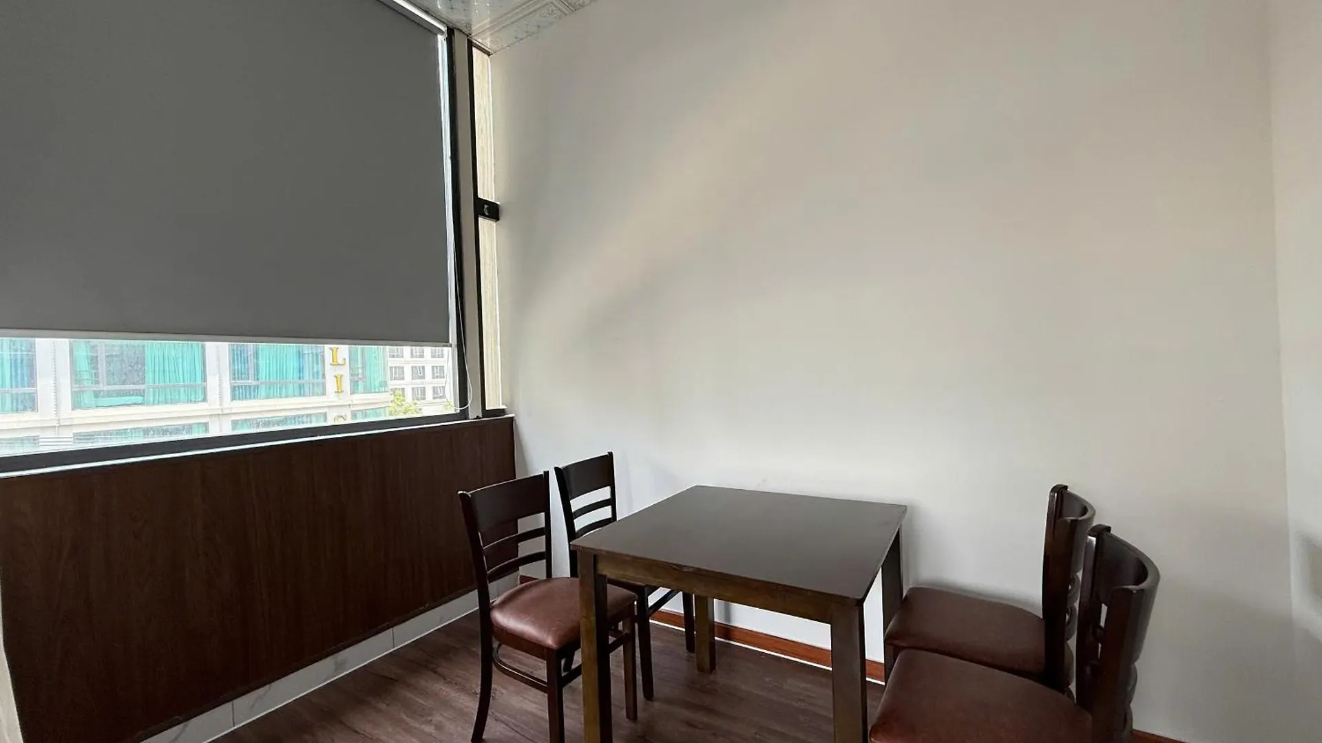 アパートホテル Can Họ 2 PhòNg Ngủ GàN BiẻN ダナン市