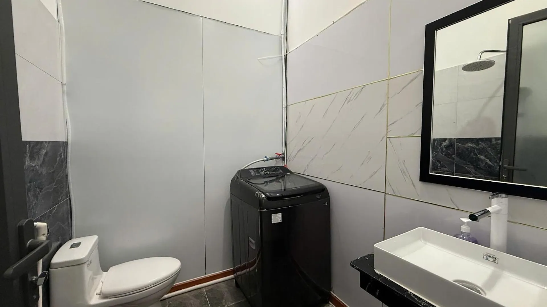 Can Họ 2 PhòNg Ngủ GàN BiẻN Da Nang Aparthotel